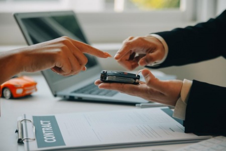 Comment choisir le meilleur courtier en assurance pour votre entreprise ?